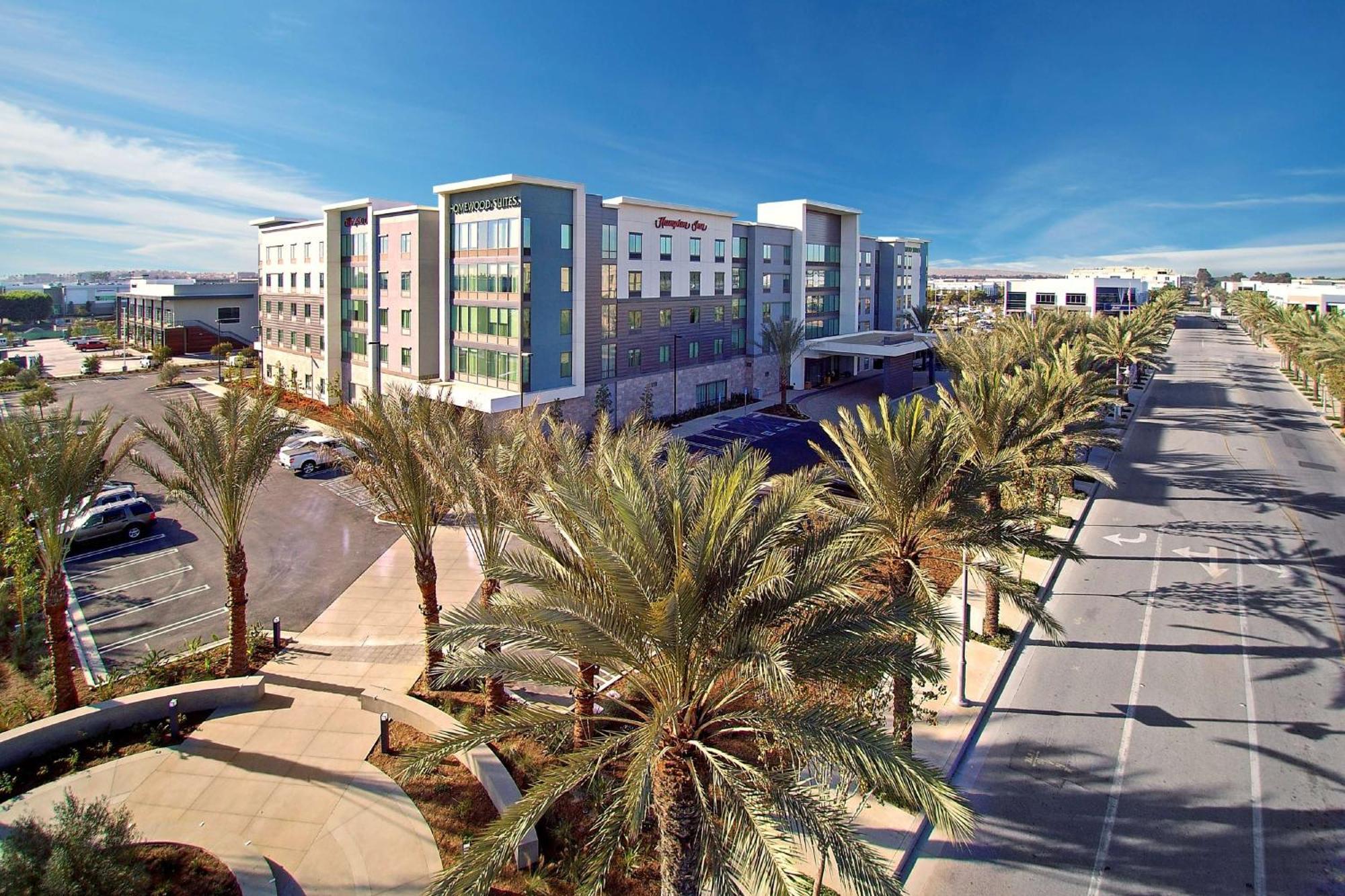 Hampton Inn Long Beach Airport, Ca Exterior photo