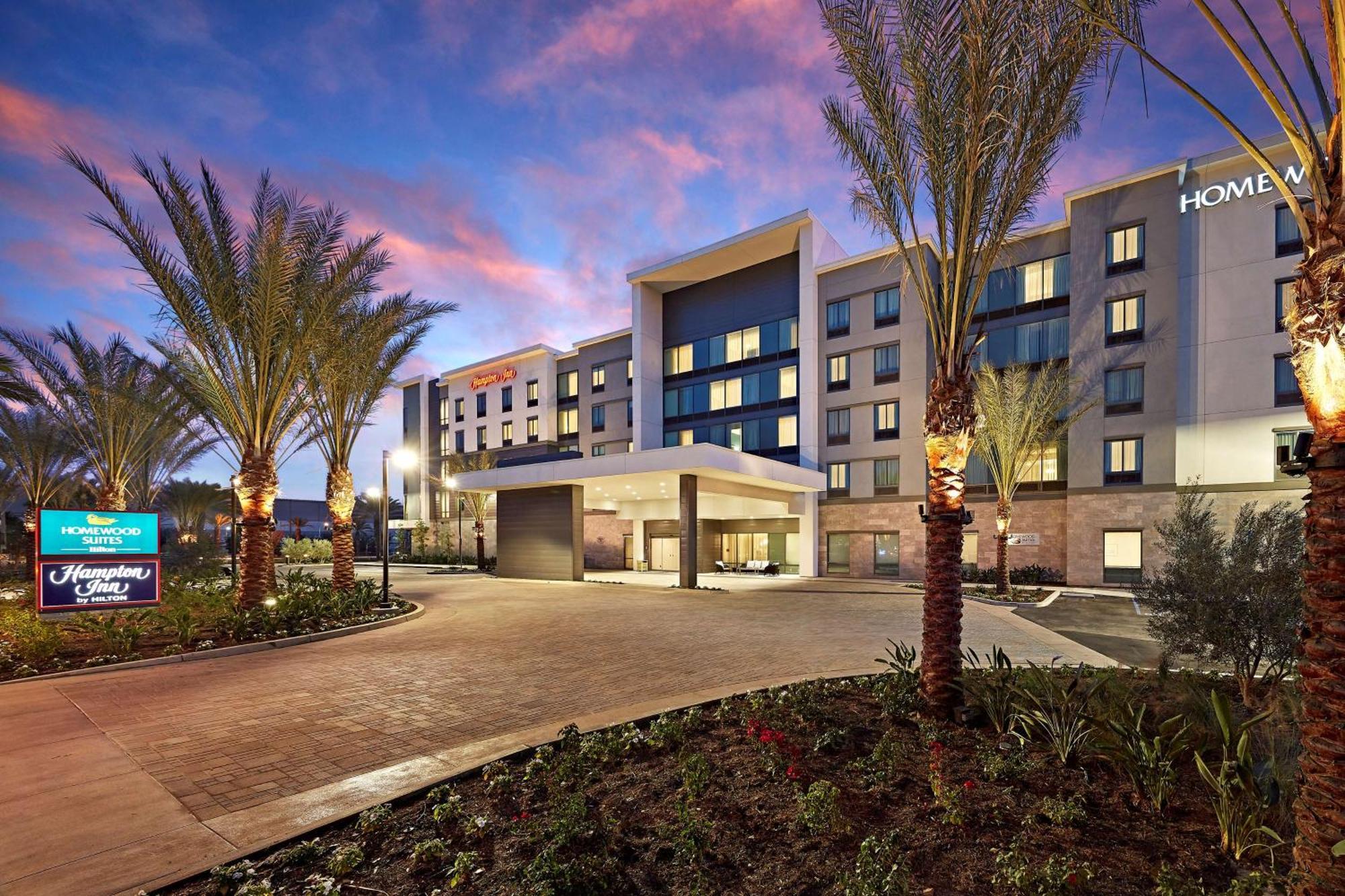 Hampton Inn Long Beach Airport, Ca Exterior photo