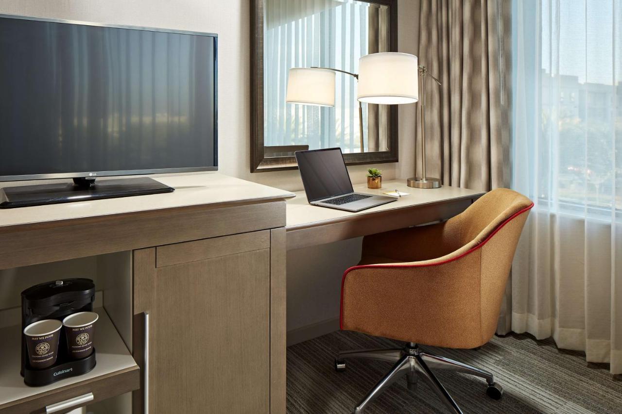 Hampton Inn Long Beach Airport, Ca Exterior photo
